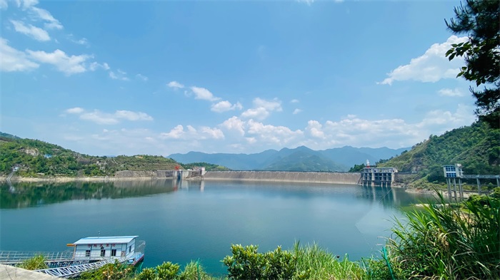 1743577616823201.jpg 水库大坝_看图王.jpg